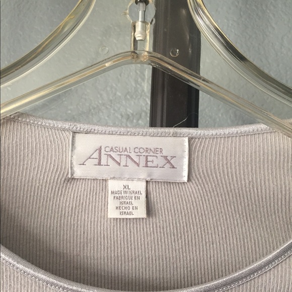 Light Gray Long Sleeved Top - Picture 2 of 2